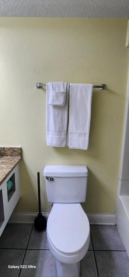 Appartamento Oceanfront Efficiency T405 Myrtle Beach Esterno foto